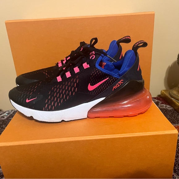 Nike Women's Air Max 270 Black Bright Crimson Hyper Pink Blue Sz 10 - Picture 1 of 6